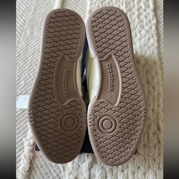 Unisex Size 6.5 - Reebok Club C 85 Vintage Chalk Taupe - Picture 5 of 5